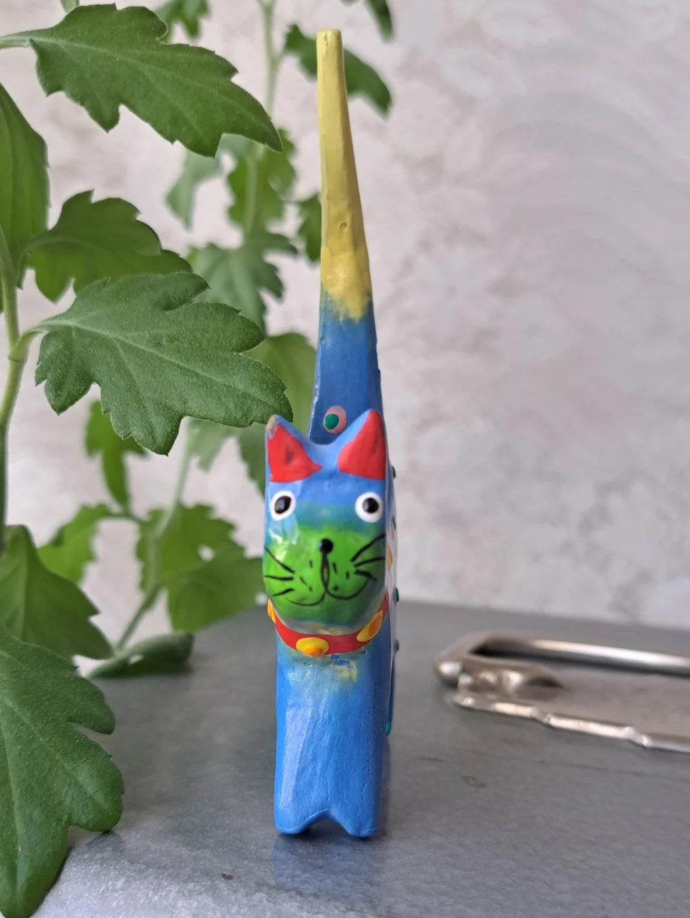 Vtg Hand-Painted Wooden Long Tail Cat Figurine - Colorful Folk Art Ring Holder